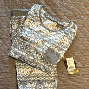 Cuddl Duds Gray and White Cozy Pajama Set